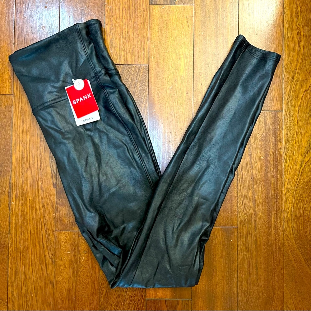 COPY - Spanx Faux Leather Leggings - M (NWT)